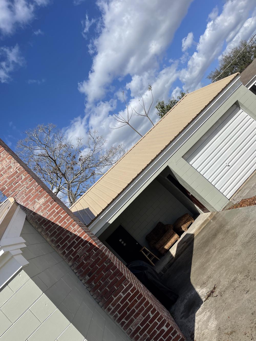 Metal Roof Cleaning in Lakeland, FL Image