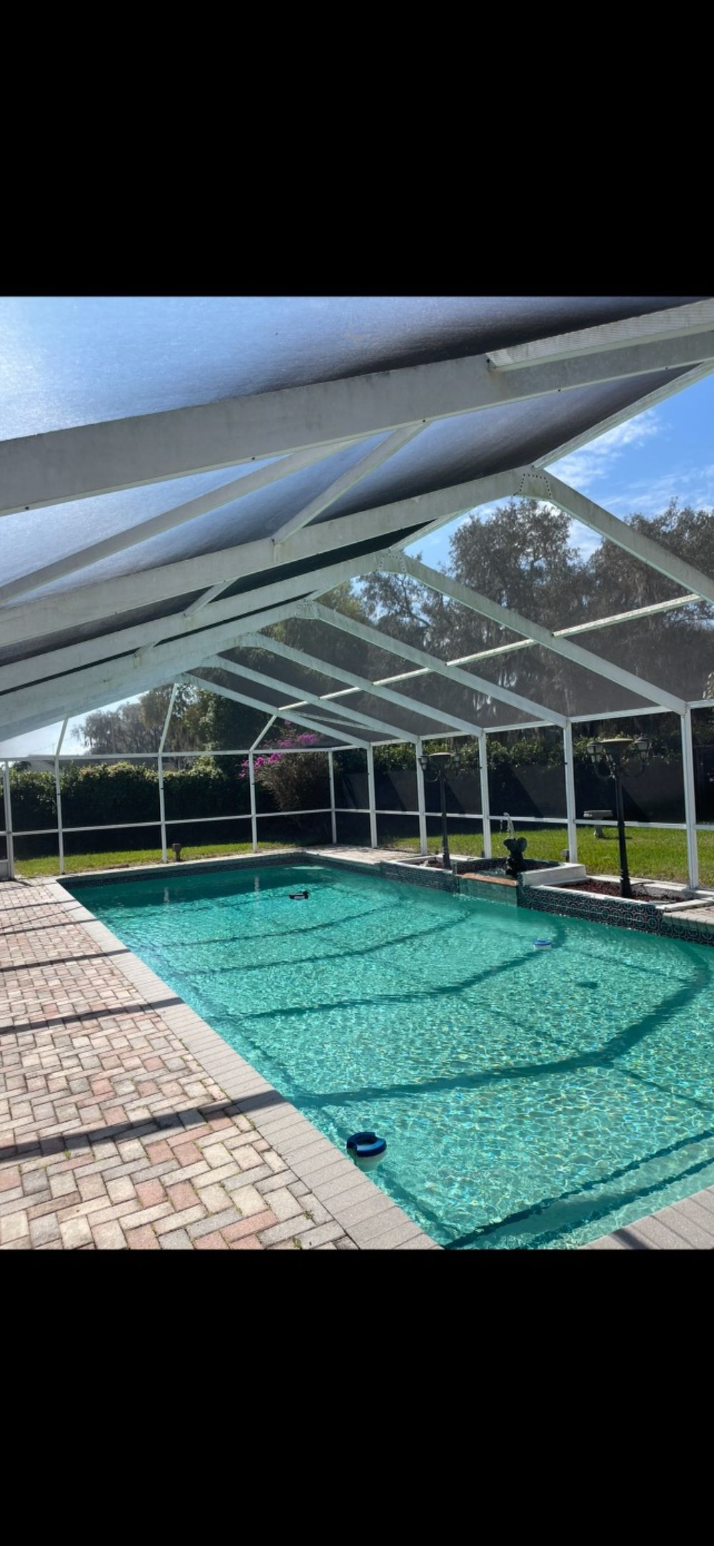 pool-cage-soft-wash-in-polk-city-fl