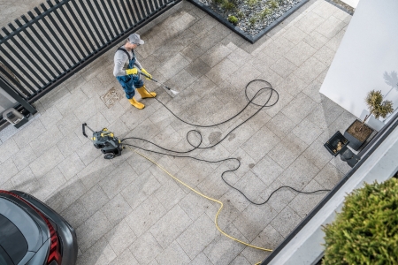 4 reasons to consider professional driveway cleaning in auburndale
